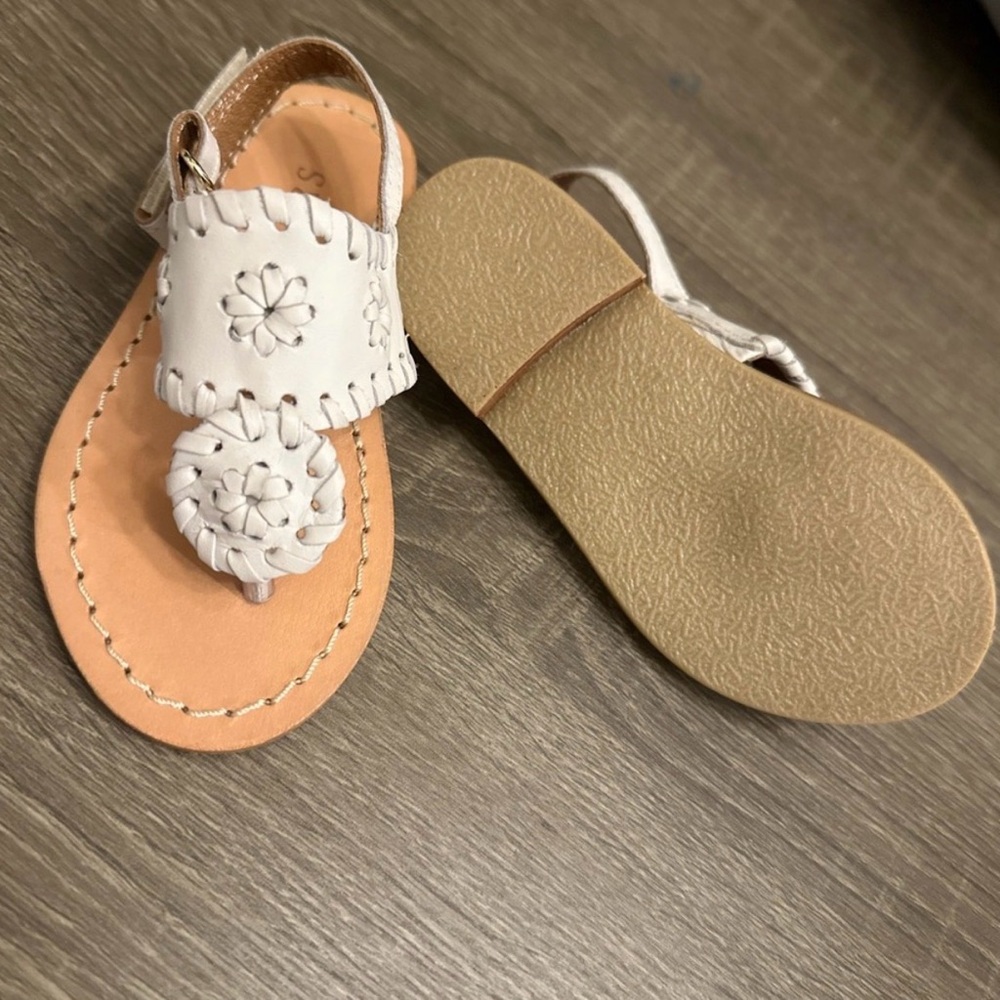 Jack Rogers White Kids Leather Floral Thong Sandals